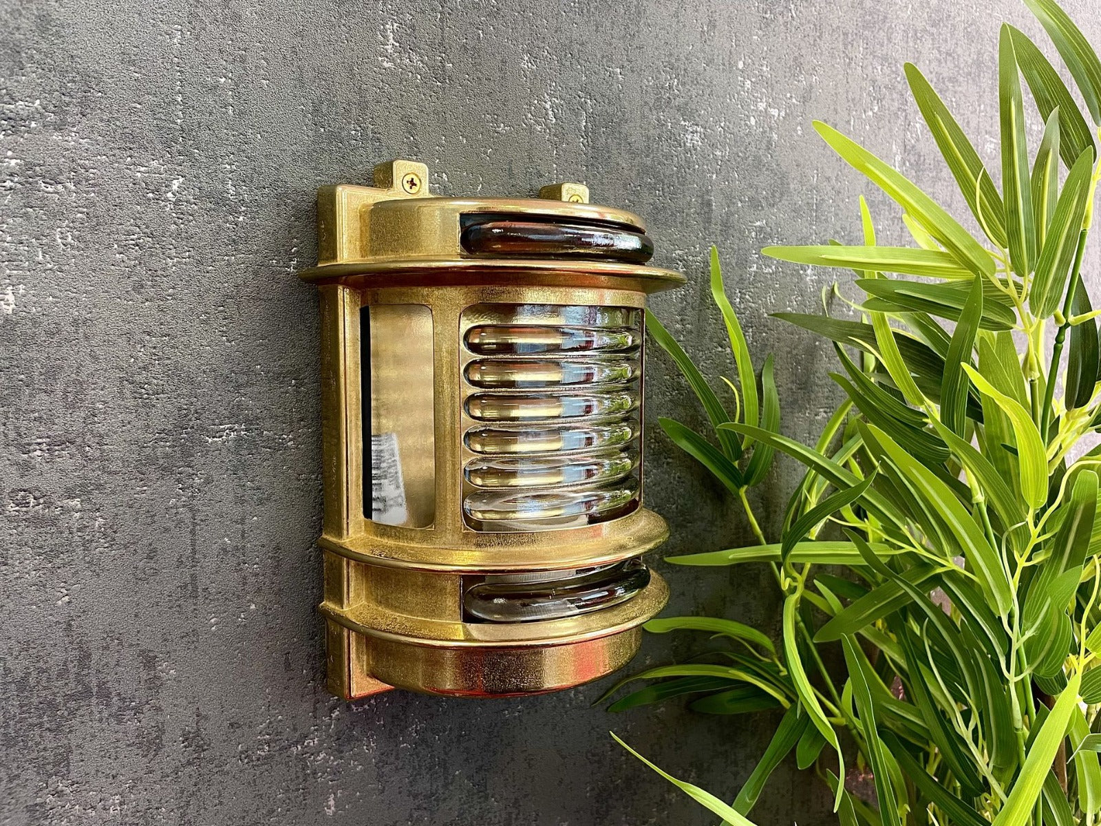 Wall Light Raw Brass