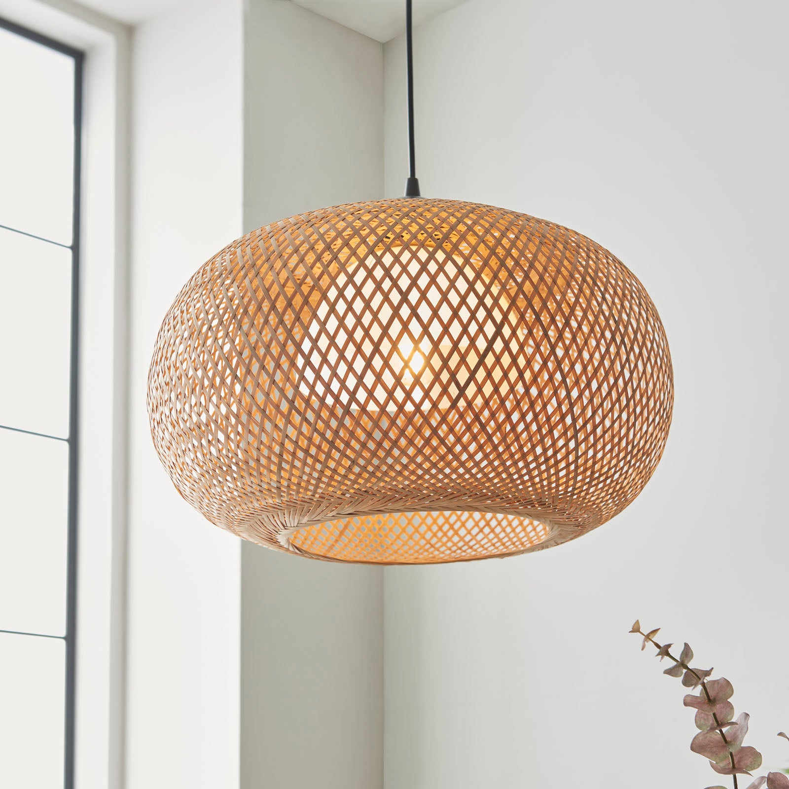 Bali 1-Light Pendant: Natural Raffia Twine (Beach Vibes)