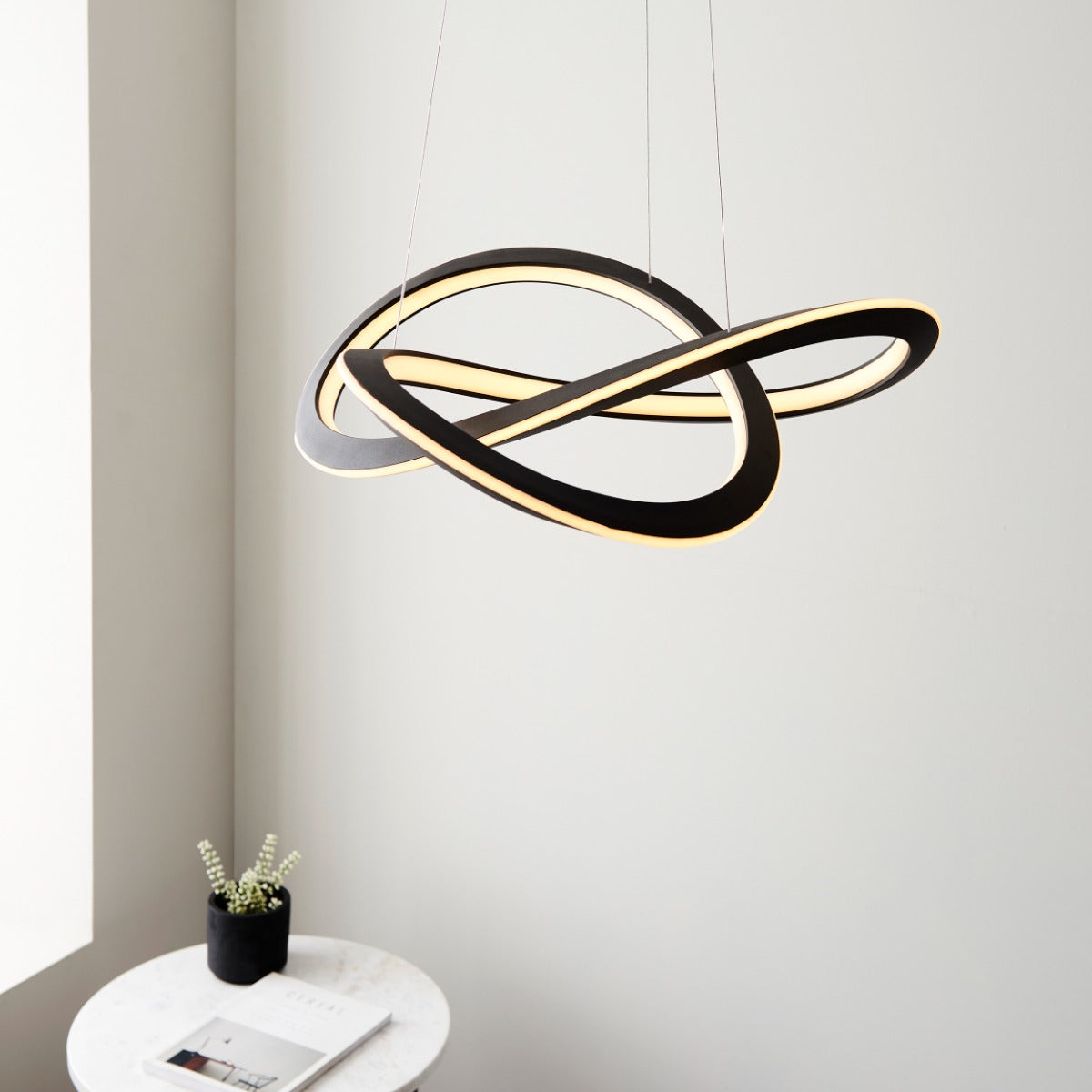 Espina Pendant
