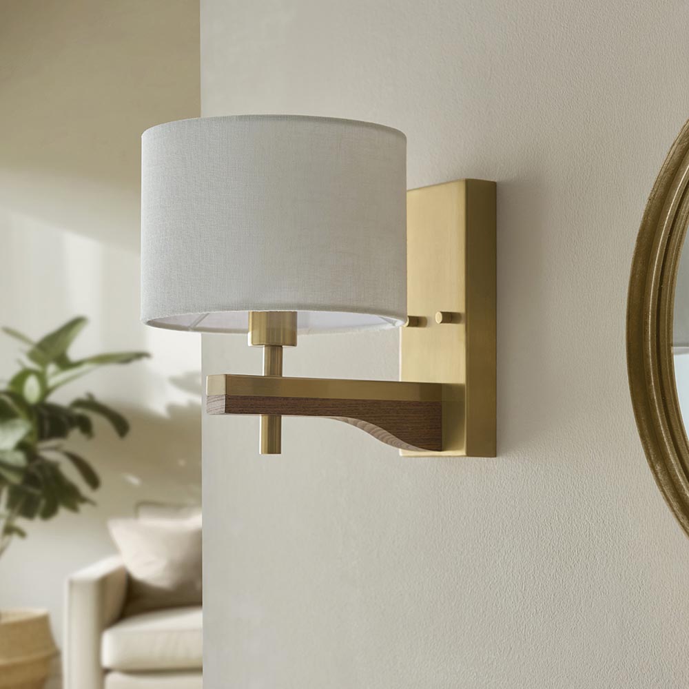 Heathcliff 1lt Oak & Aged Brass Wall Light