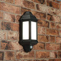 Halbury PIR 1lt wall IP44 7W cool white