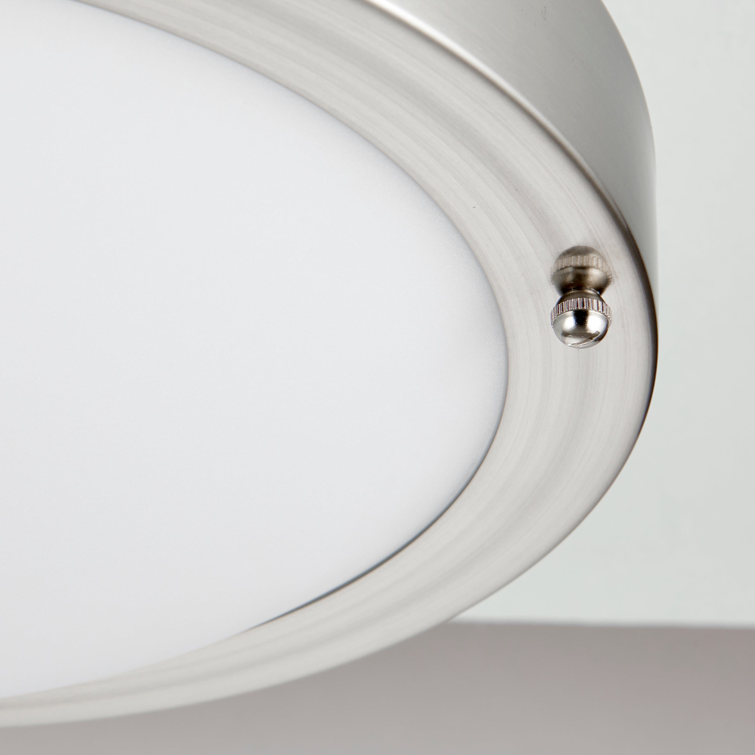 Noble 300mm round flush IP44 22W
