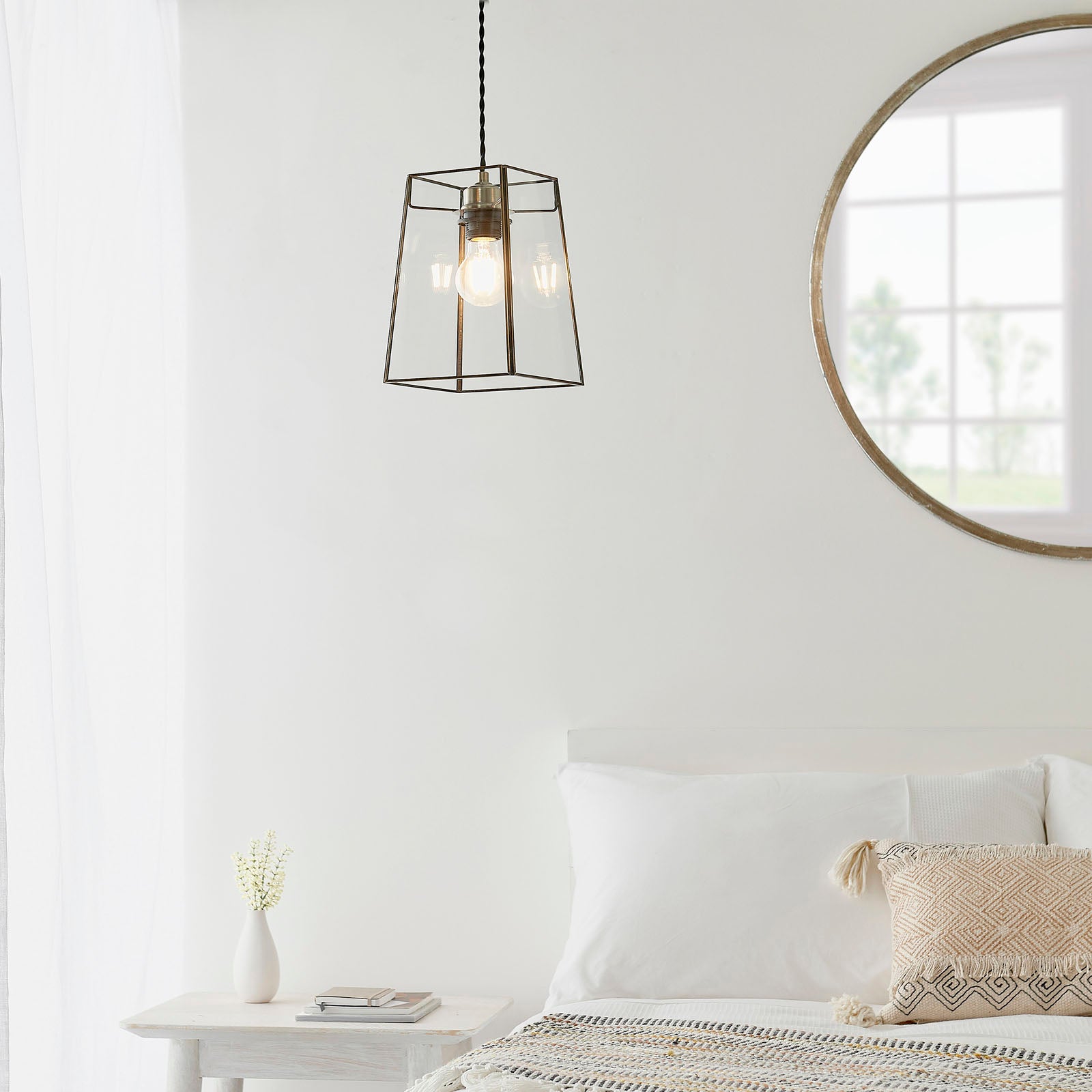 Beaumont 1-Light Pendant: Angular Glass (Antique Brass)