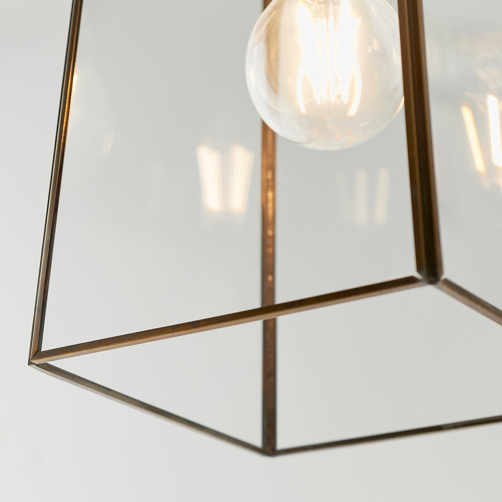 Beaumont 1-Light Pendant: Angular Glass (Antique Brass)