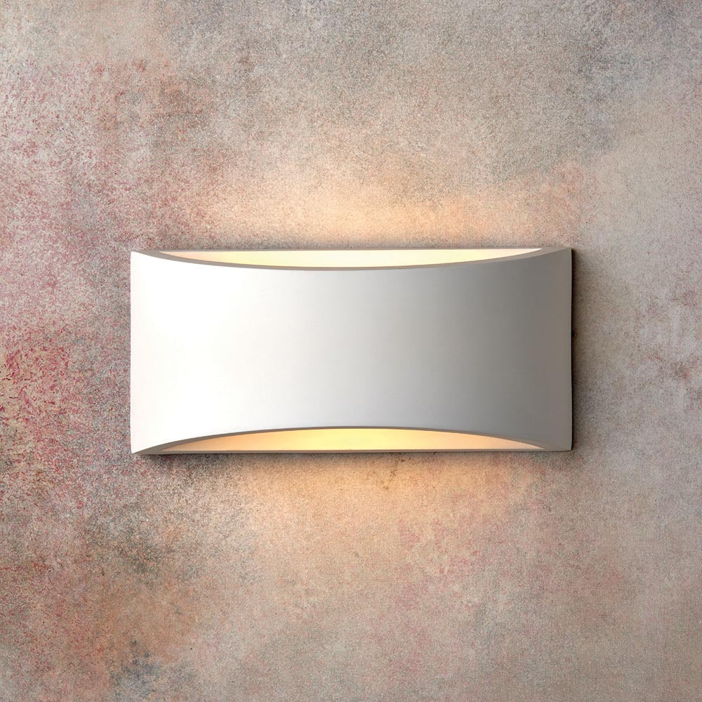 Toko 1lt 300mm wall 3W warm white