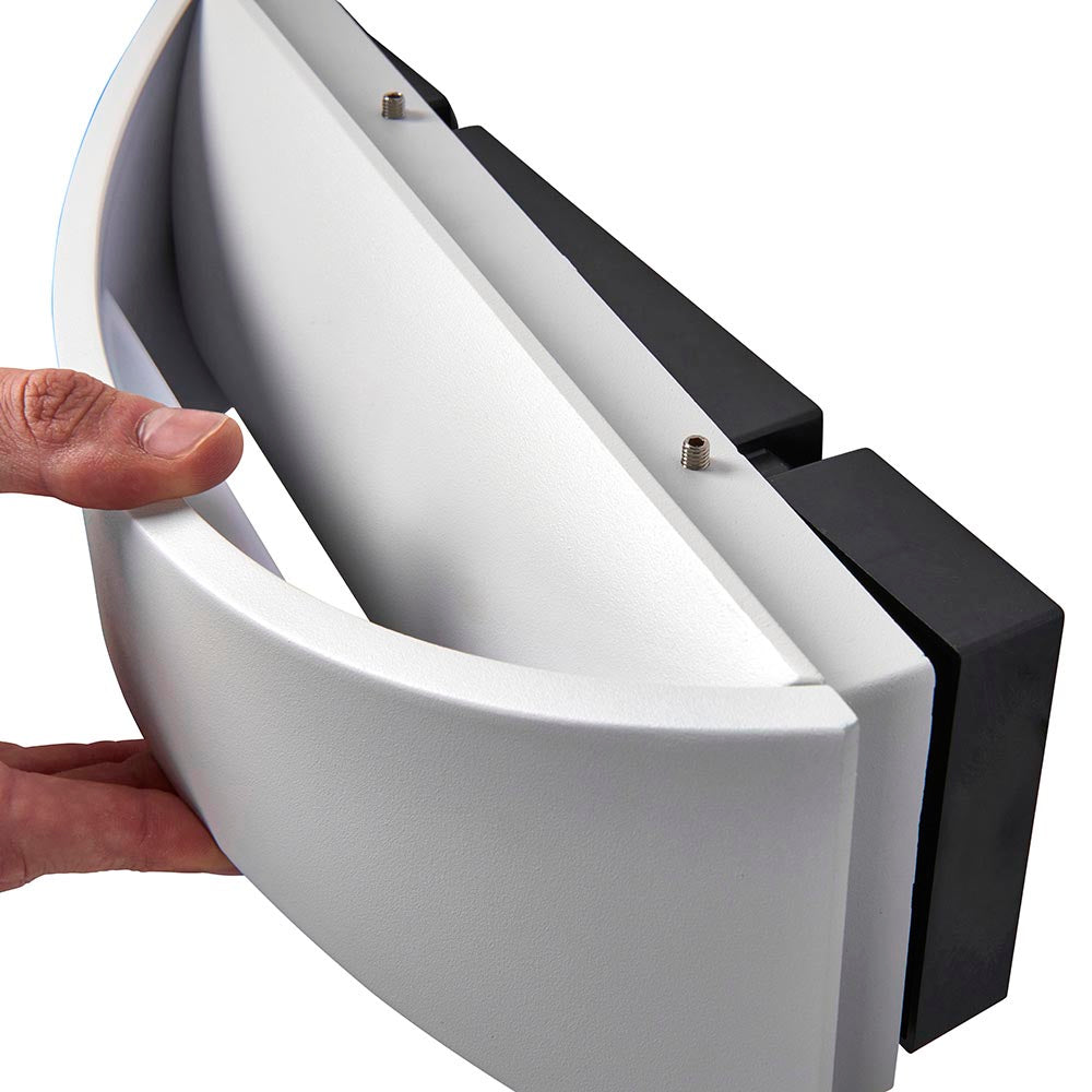 Vulcan CCT 300mm 1lt wall IP65 - White