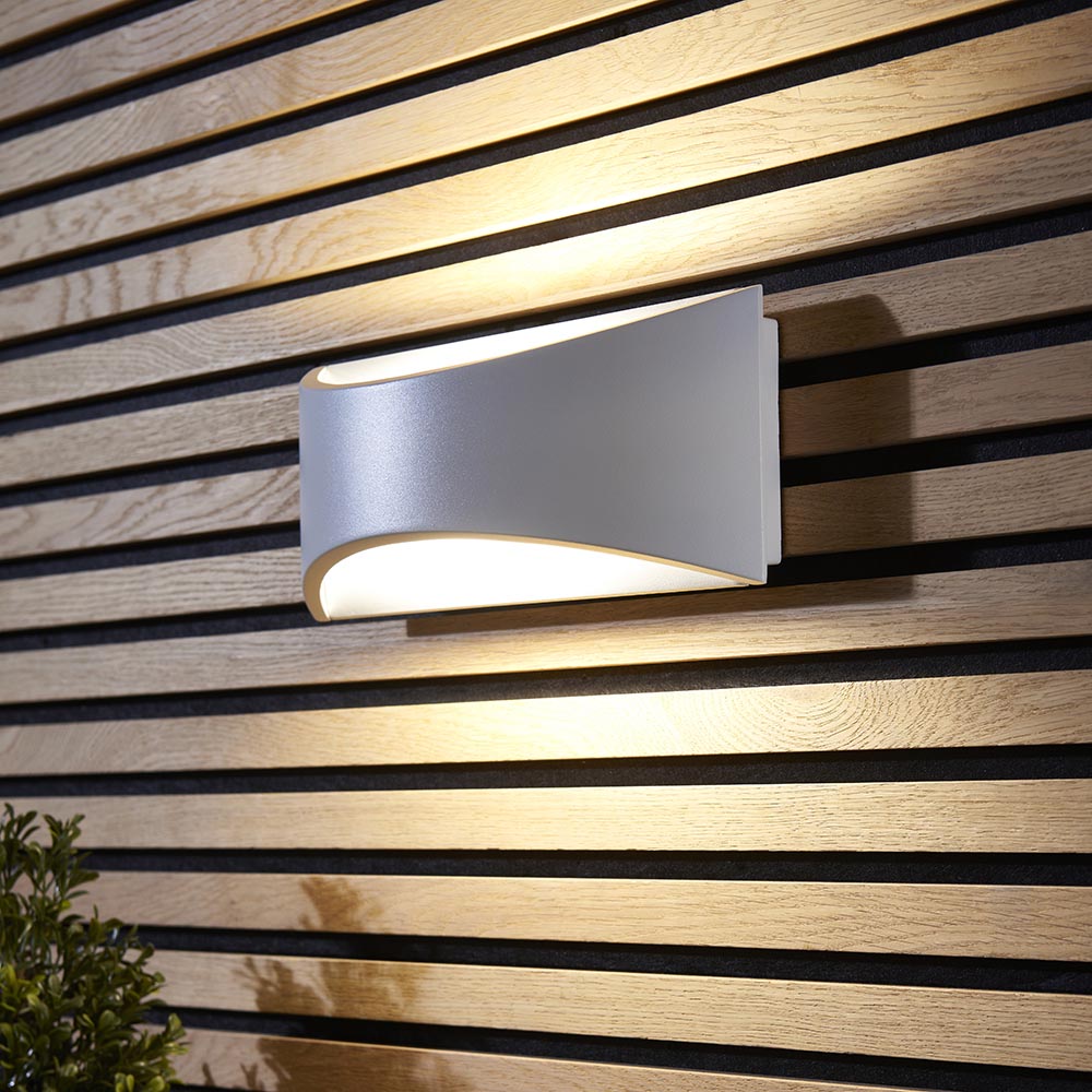 Vulcan CCT 300mm 1lt wall IP65 - White