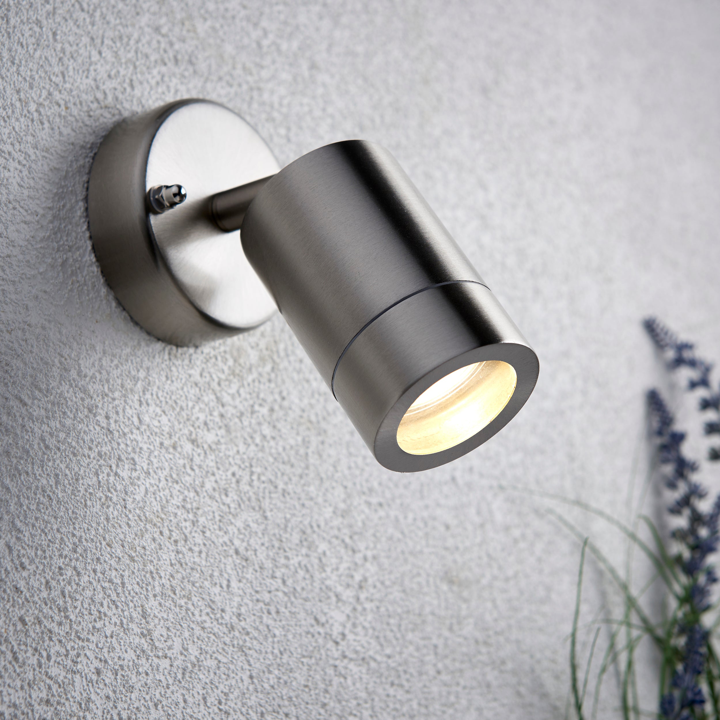 Palin 1lt spot wall IP44 7W-1
