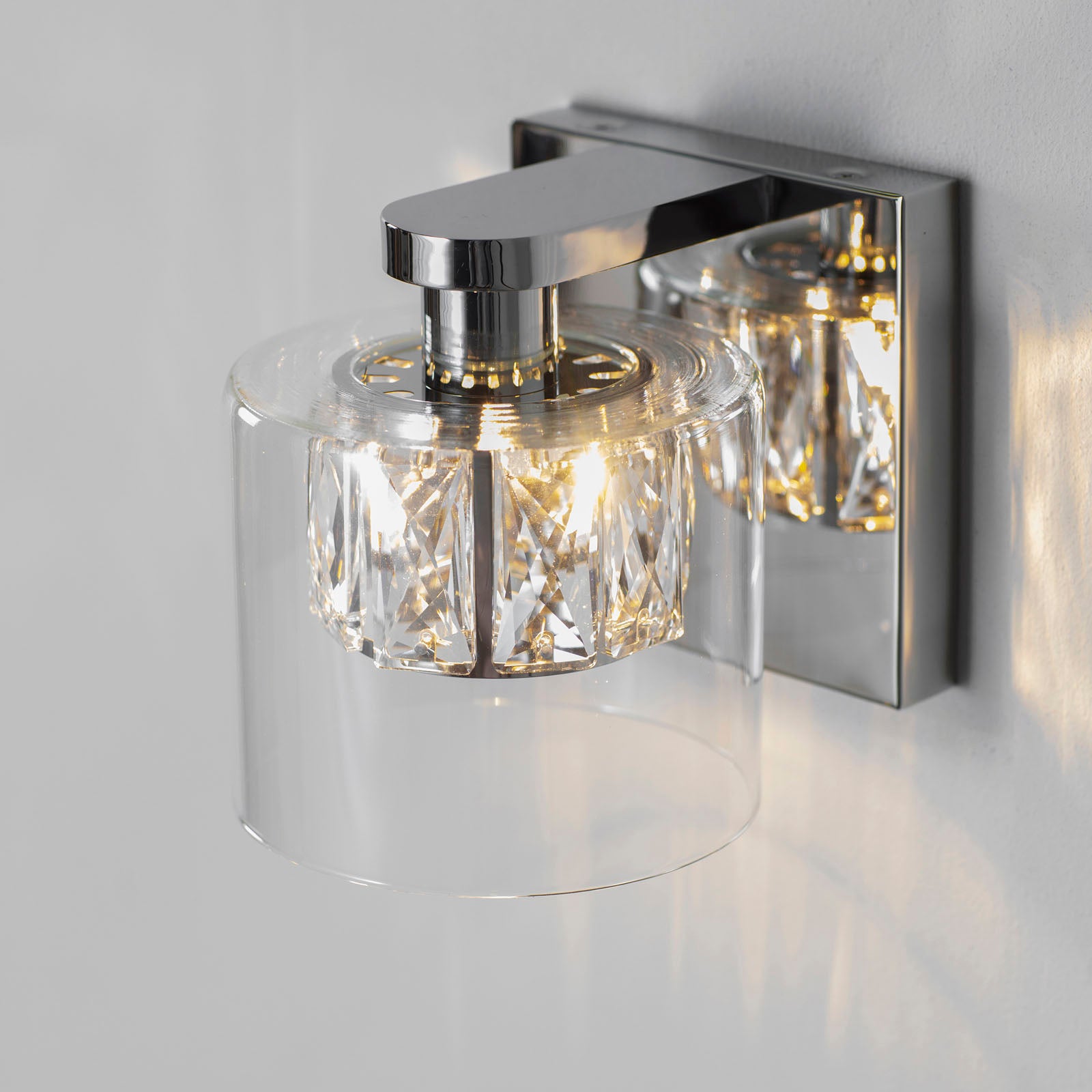 Verina 1-Light Chrome Crystal Wall Light