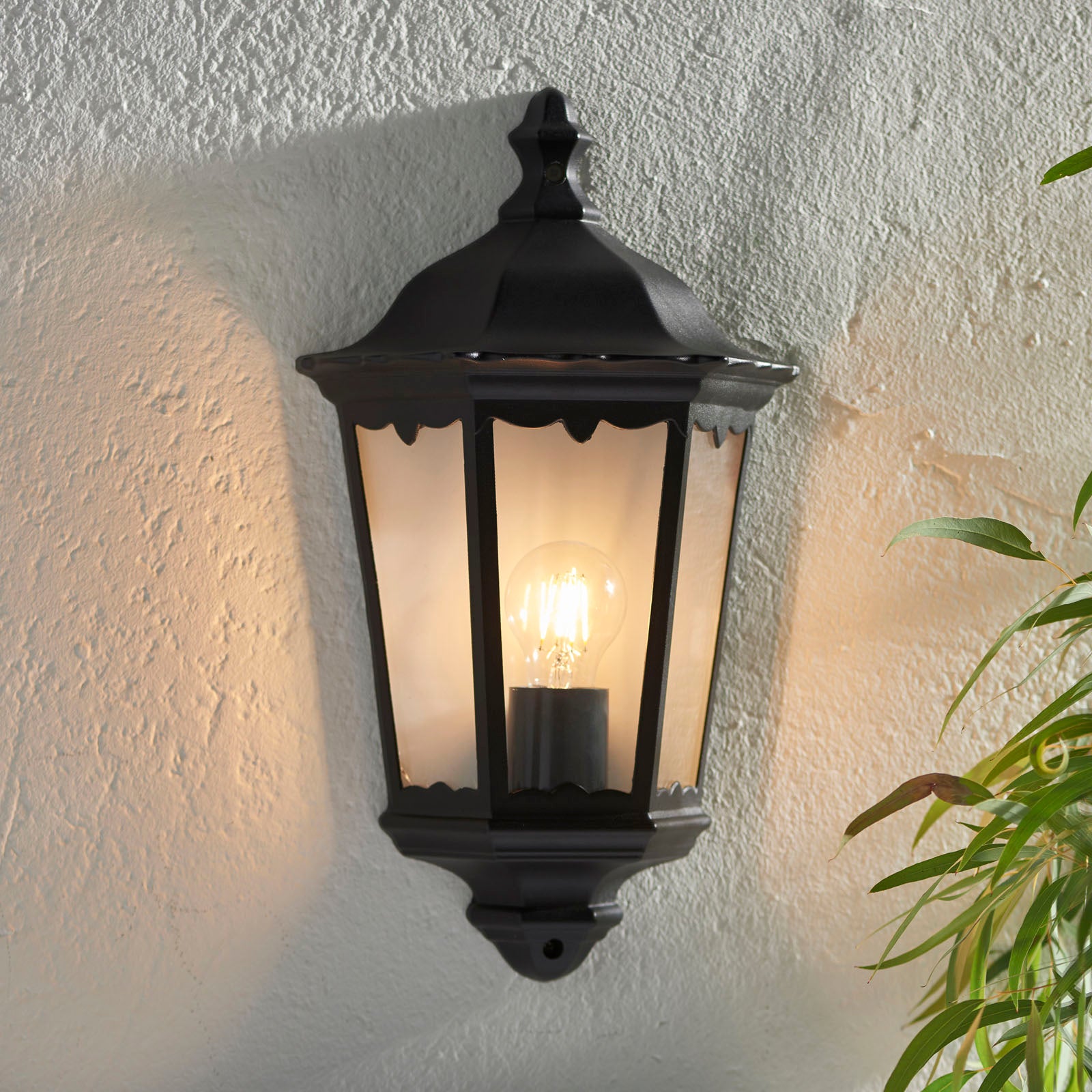 Burford 1-Light Outdoor Wall Lantern: Traditional Design (Matt Black & Coach Style)