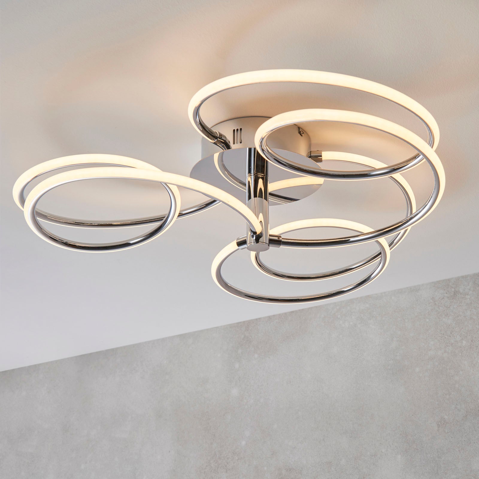 Eterne 3lt Chrome Flush Mount with Triple Curves
