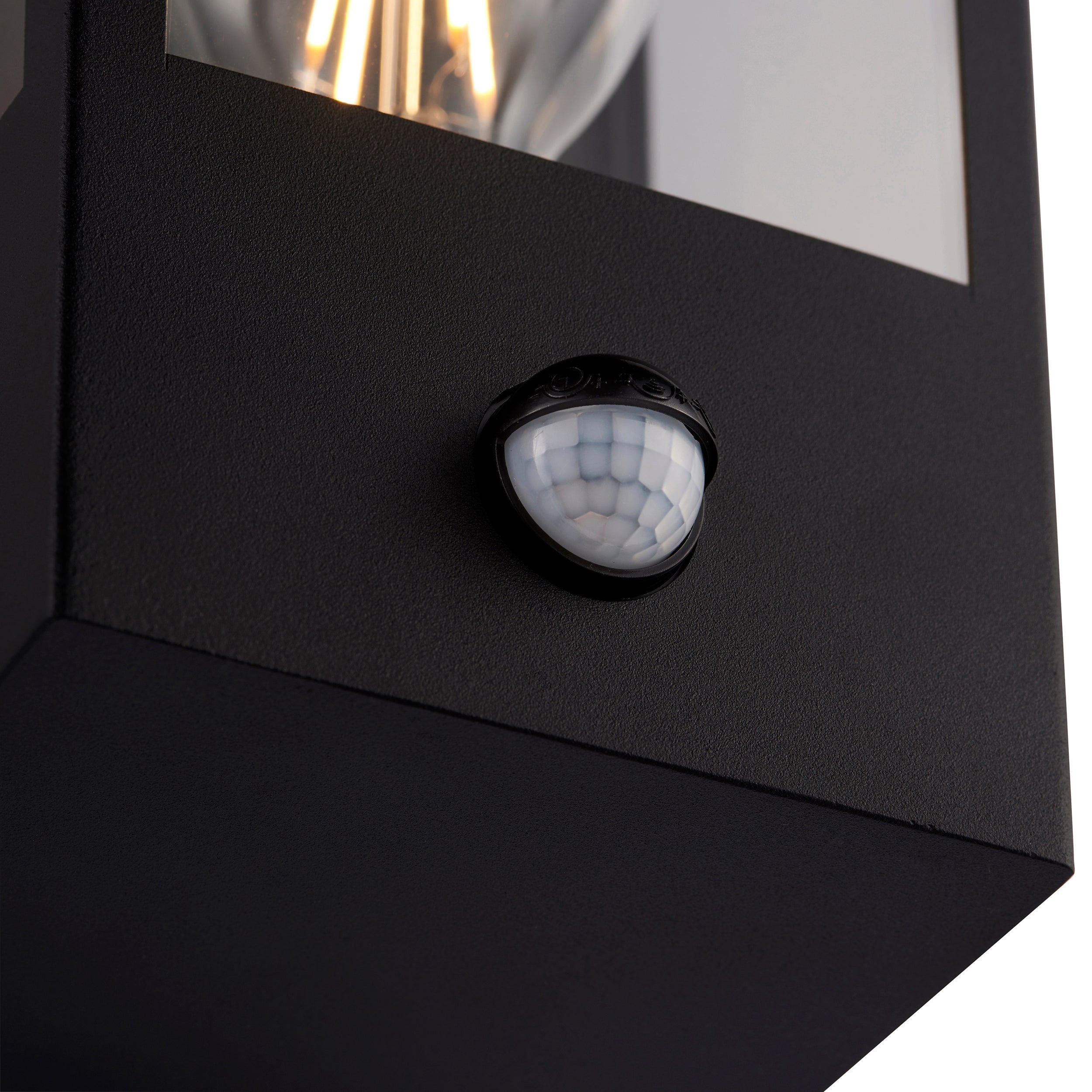 Breton PIR wall Black IP44 28W
