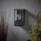 Breton PIR wall Black IP44 28W