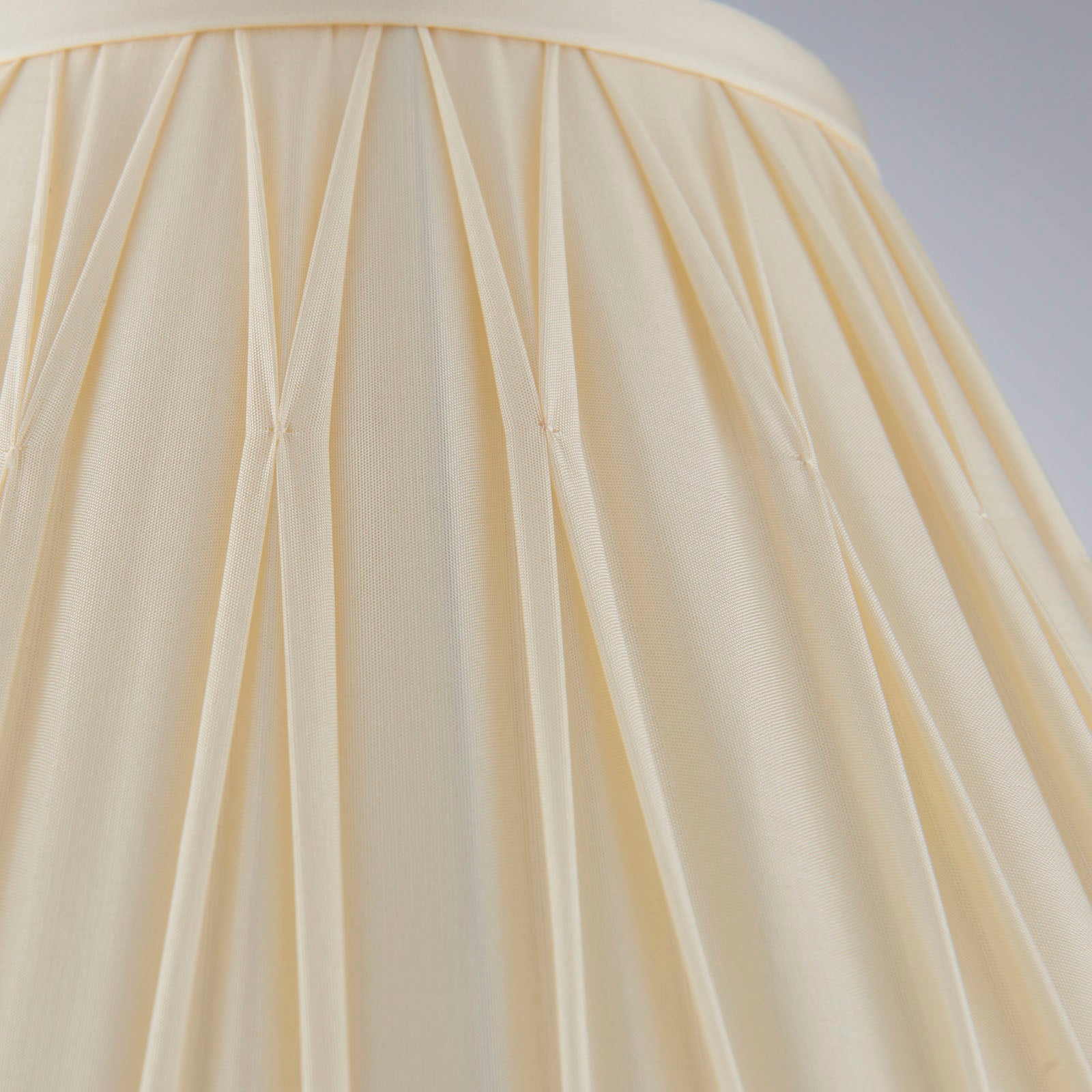 Chatsworth Small Ivory Silk Pinch Pleated Lamp Shade 12"