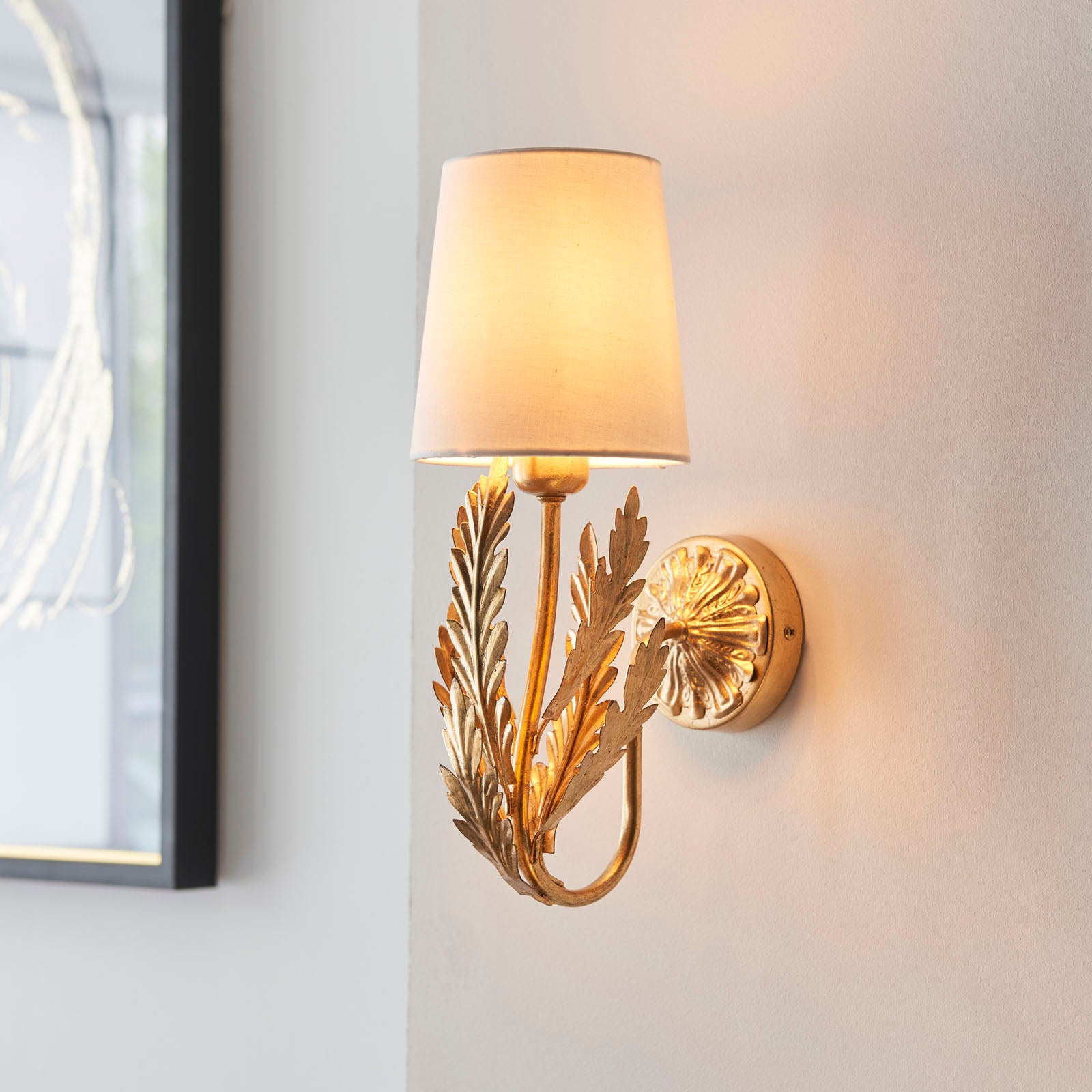 Delphine 1-Light Gold Leaf Floral Wall Light