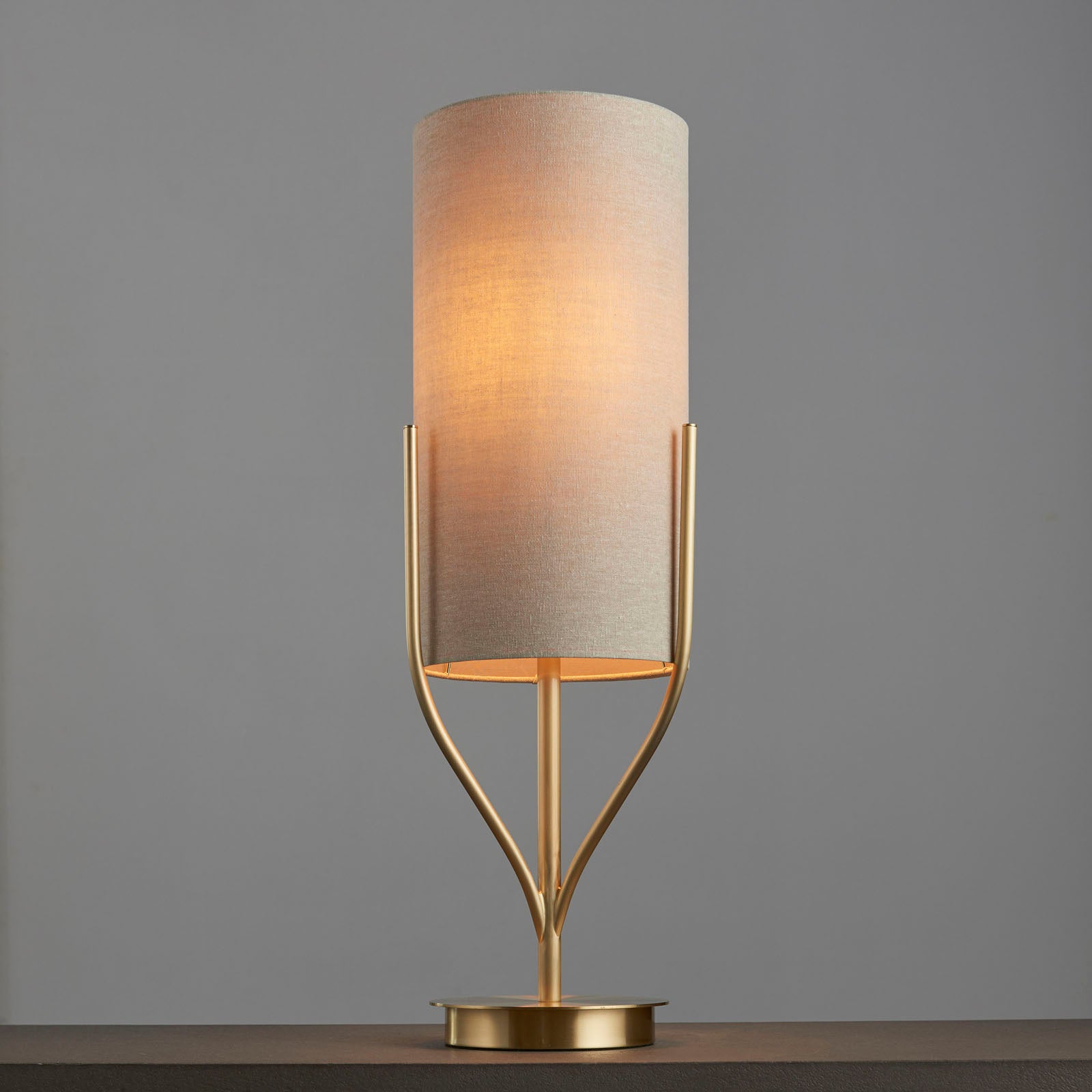 Fraser 1-Light Brushed Brass Table Lamp