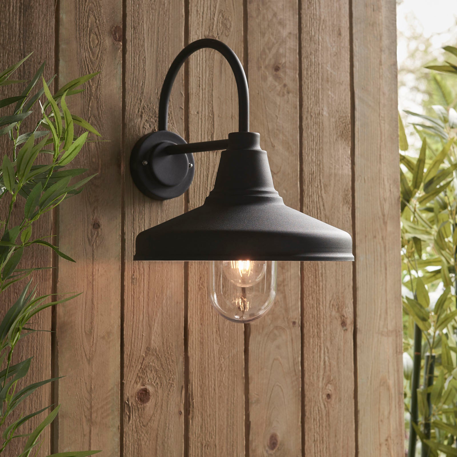 Farmhouse 1-Light Black Outdoor Wall Light