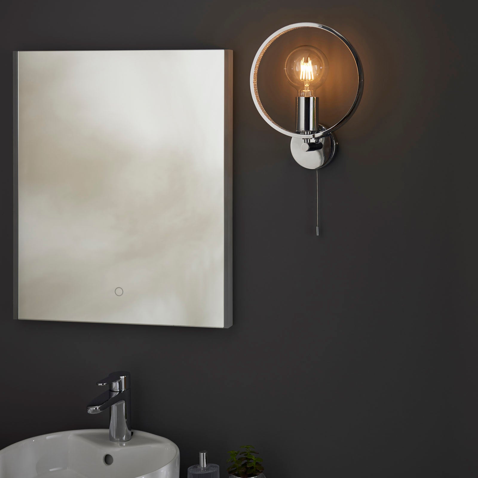 Merola Chrome Wall Light with Clear Crystals (Pull Cord Switch)