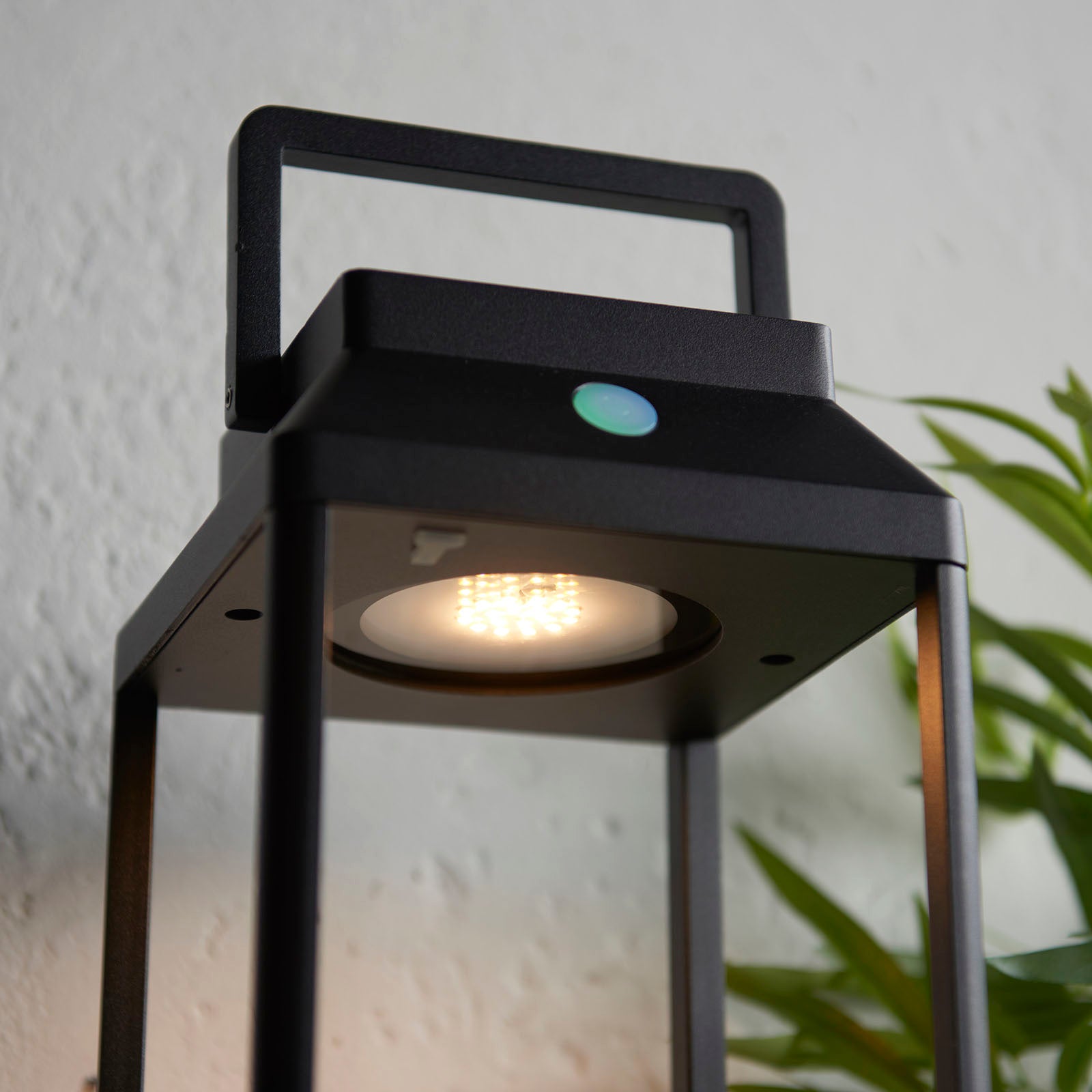 Linterna Solar-Powered Table Lamp with Dimmer (IP44)