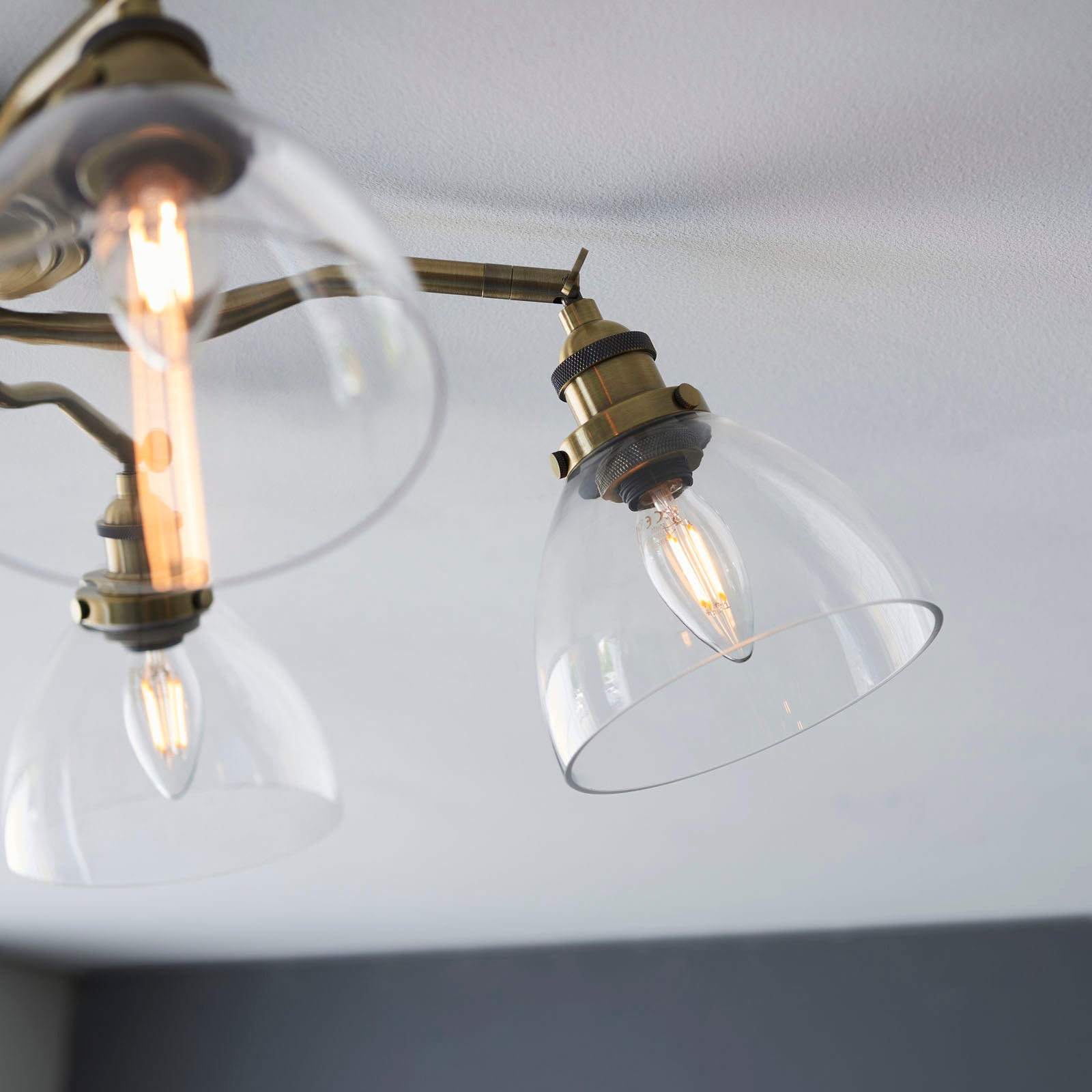 Hansen 5-Light Industrial Semi-Flush Ceiling Light (Antique Brass)