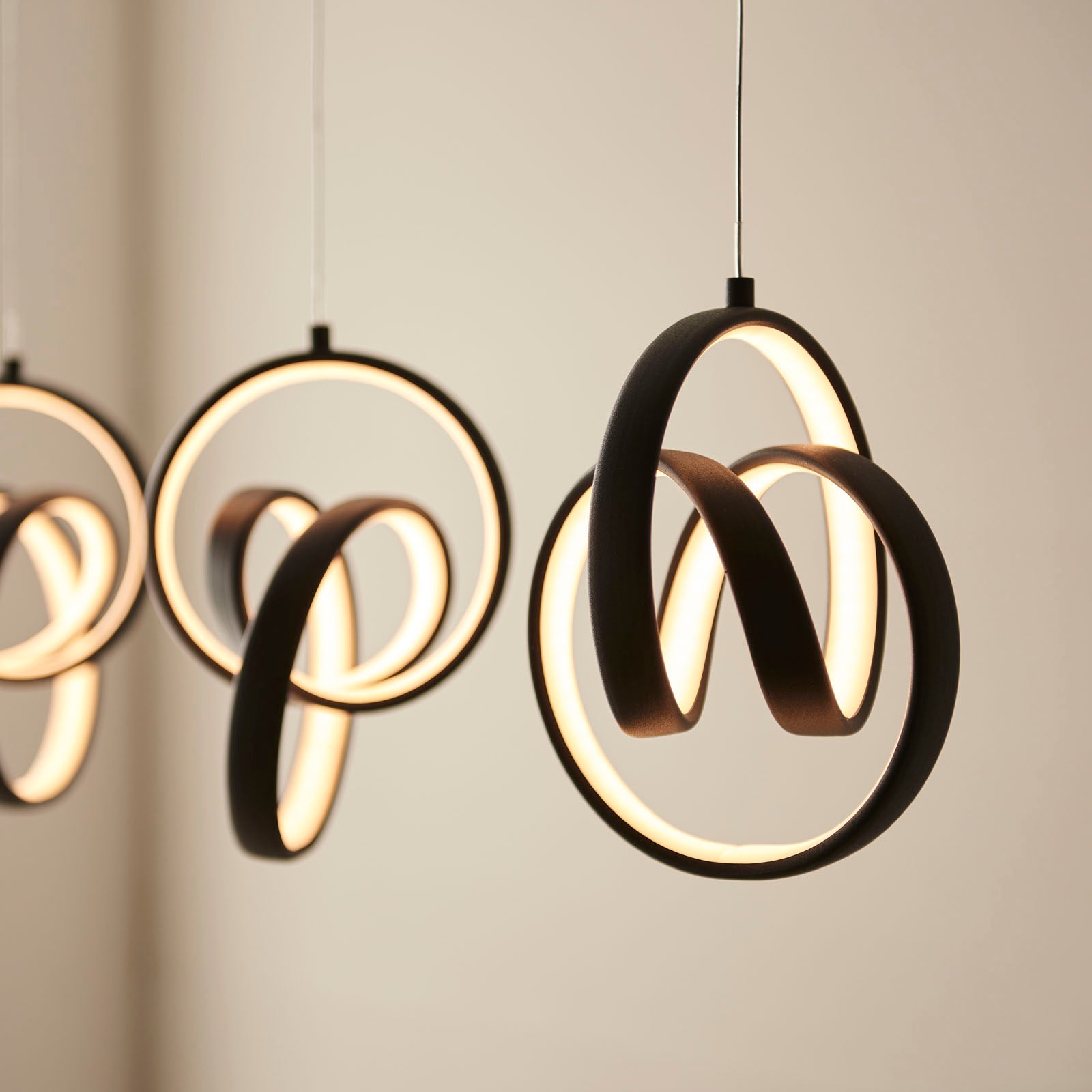 Cosma 5-Light Dimmable Black Pendant Light with Adjustable Height