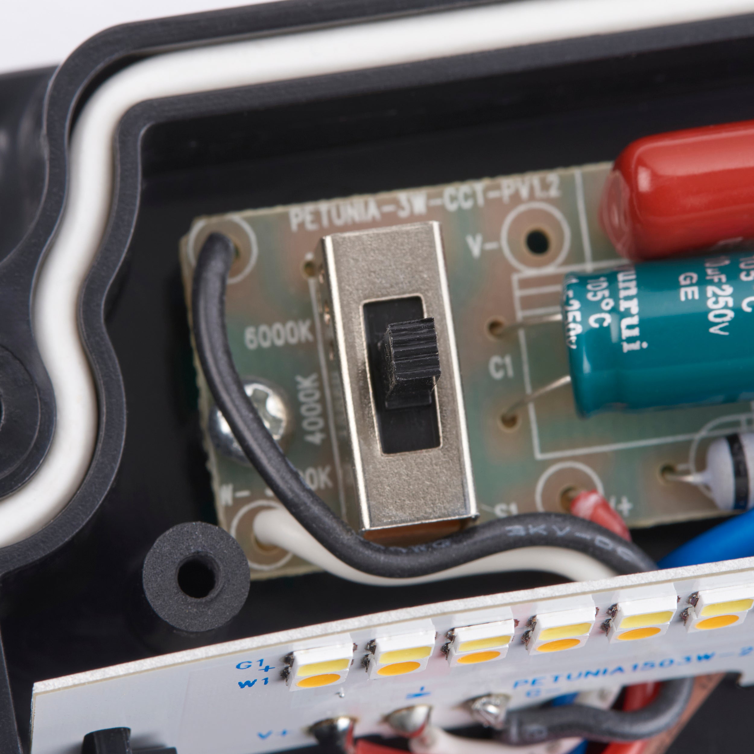 Severus CCT vertical indirect IP65 3W-1