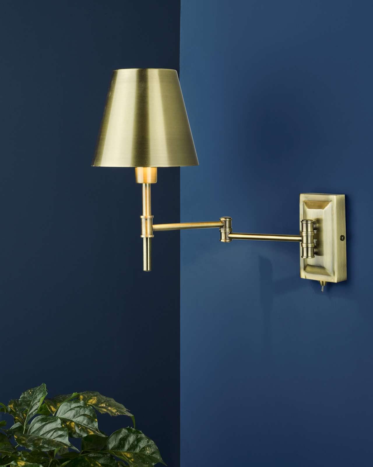 Kensington 1 Light Swing Arm Wall Light Antique Brass