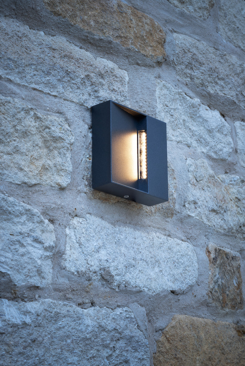 Yukon Outdoor Wall Light Square Eyelid Anthracite IP65 LED