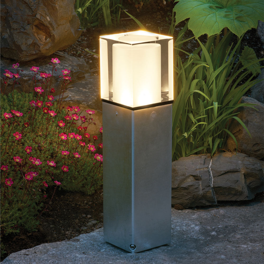 Arendal Medium Modern Bollard Light (Black)