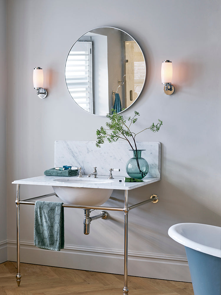 Eliot 1-Light Wall Light (Polished Chrome)