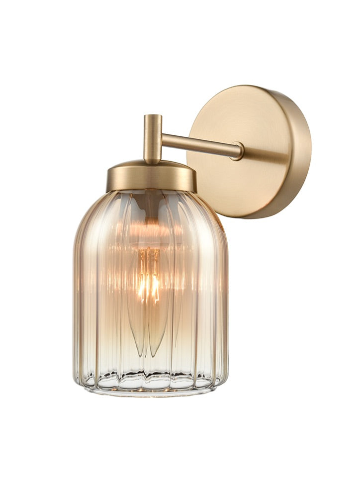 Caligo 1lt wall light in aged brass