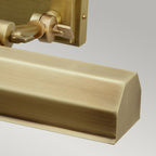 Chawton Medium Picture Light (Aged Brass)