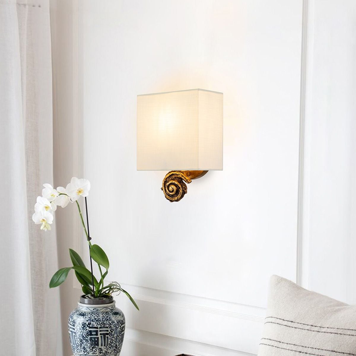 Swirl 1lt Small Wall Light - Gold Leaf