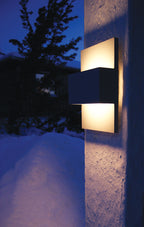 Geneve E27 Wall Lantern (Graphite)