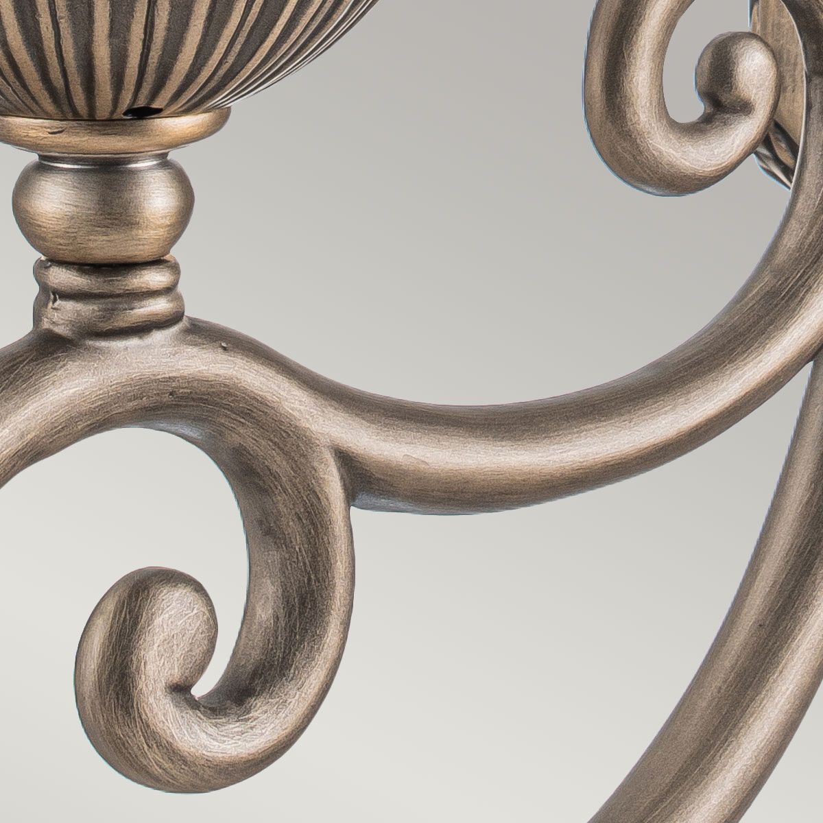 Plantation 1lt Medium Wall Lantern