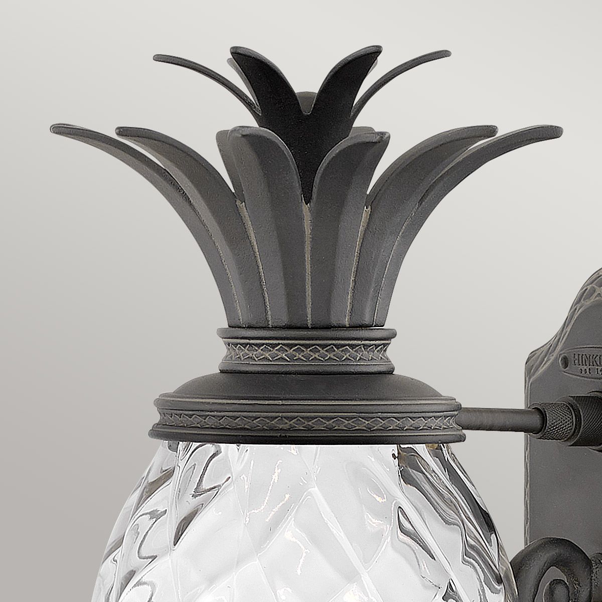 Plantation 1lt Medium Wall Lantern 1