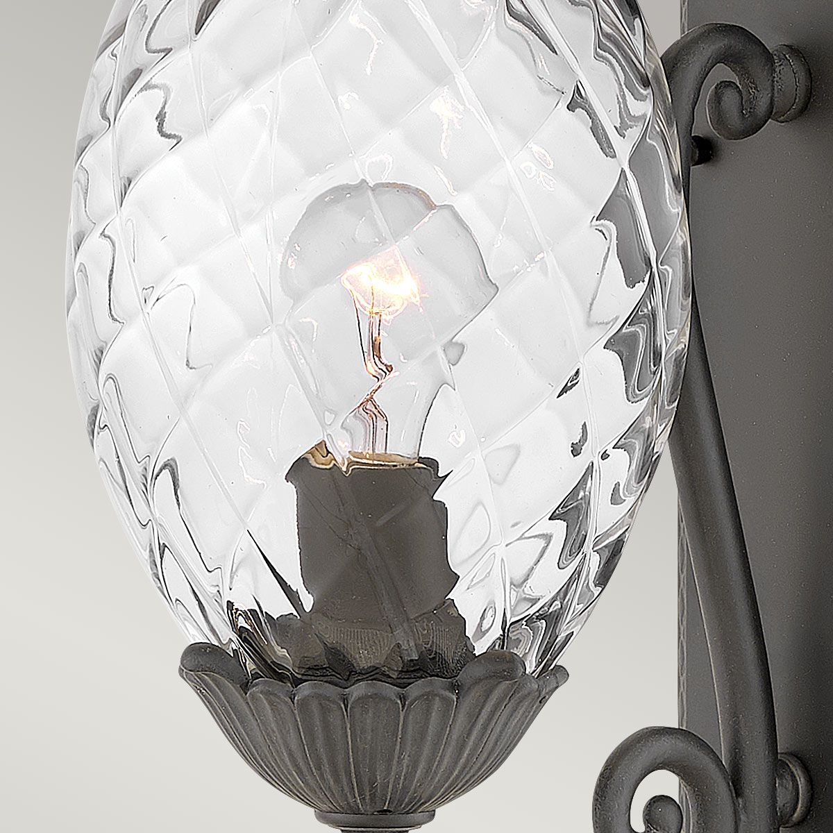 Plantation 1lt Medium Wall Lantern 1