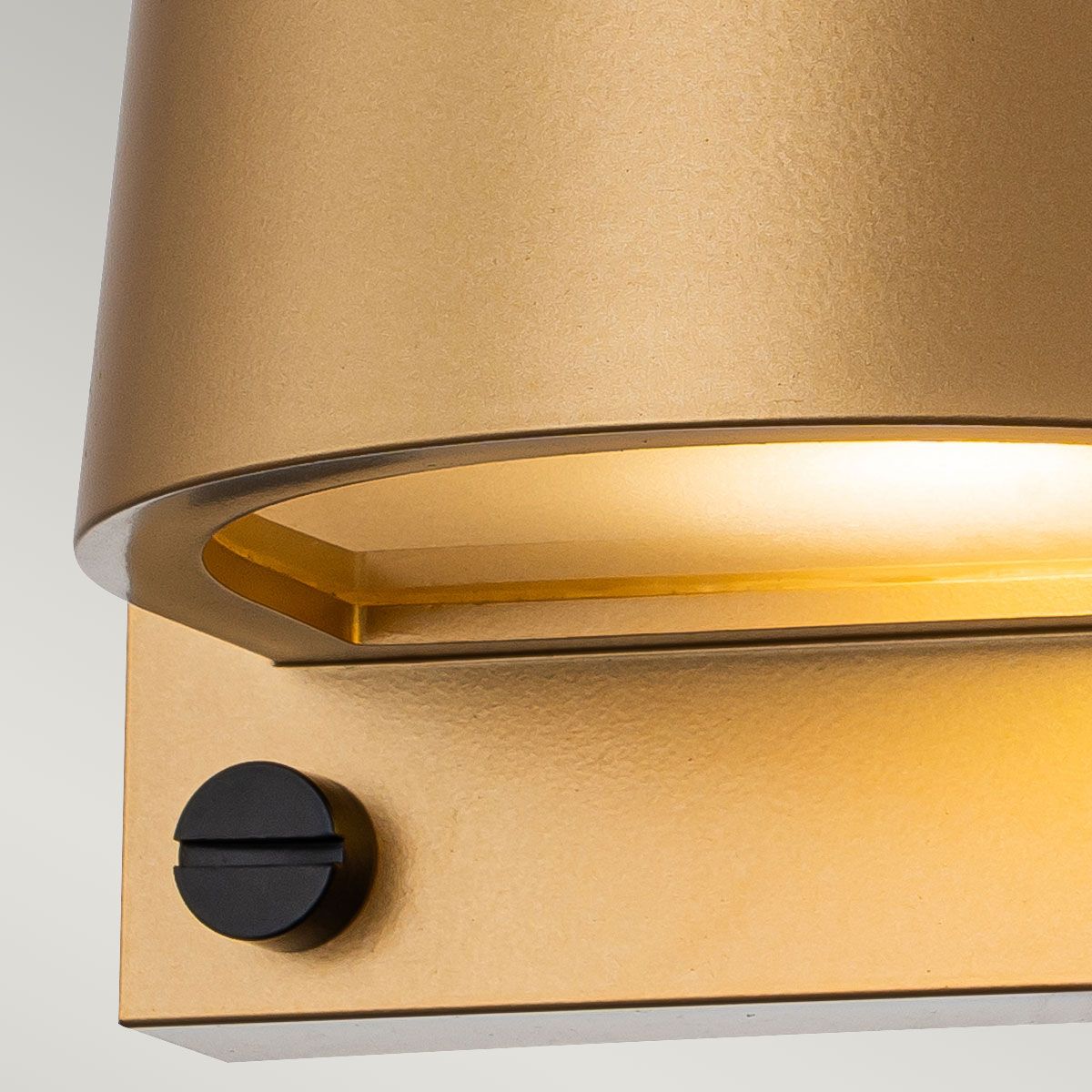 Scout 1lt Small Wall Light 1