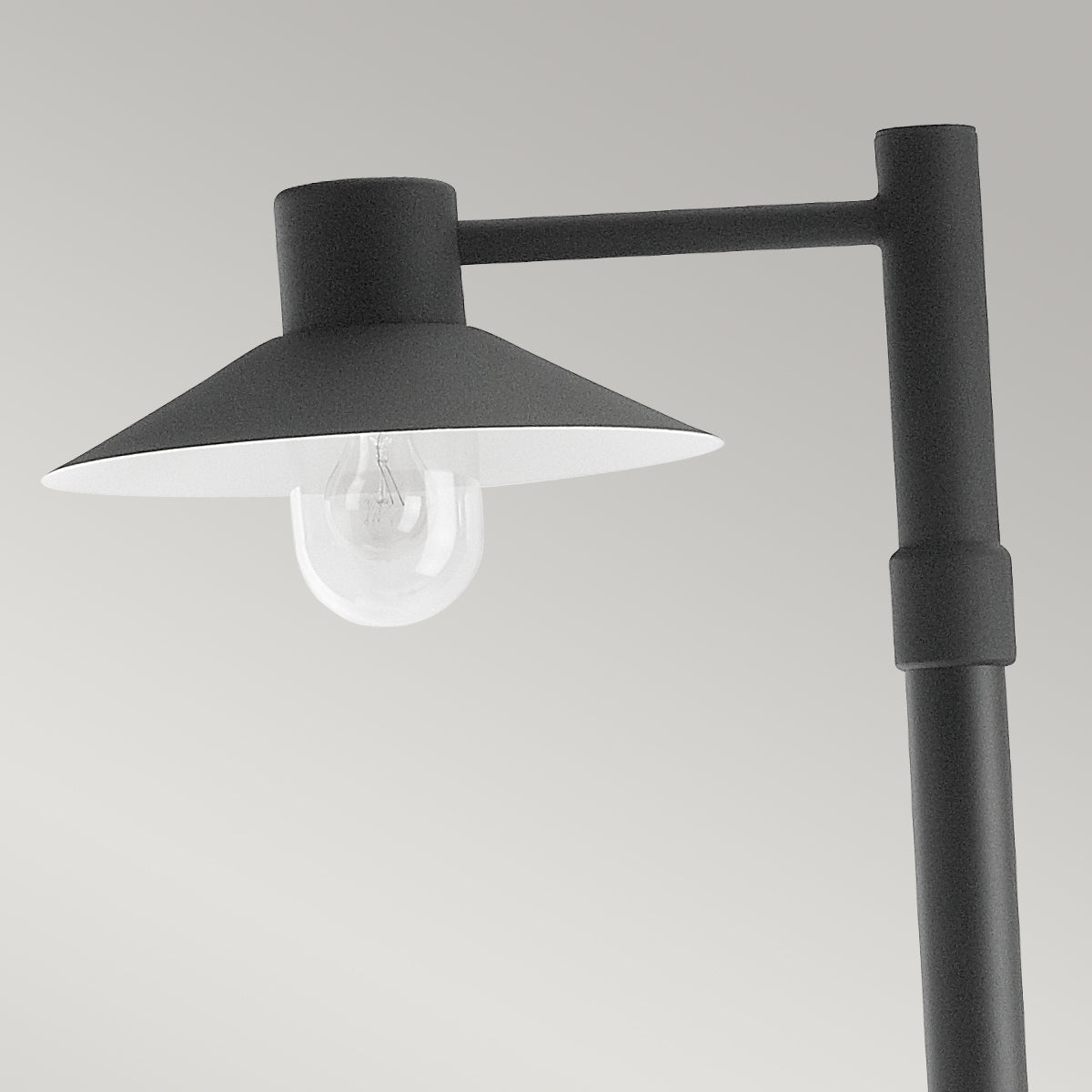 Lund Black 1-Light Lamp Post