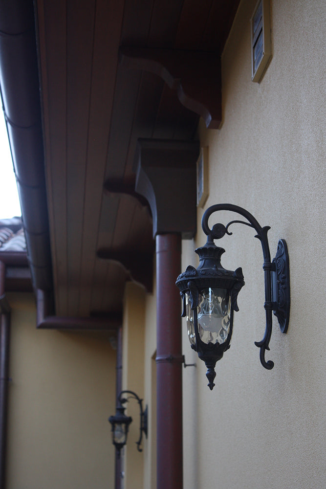 Philadelphia Small Old Bronze 1-Light Downward Wall Lantern