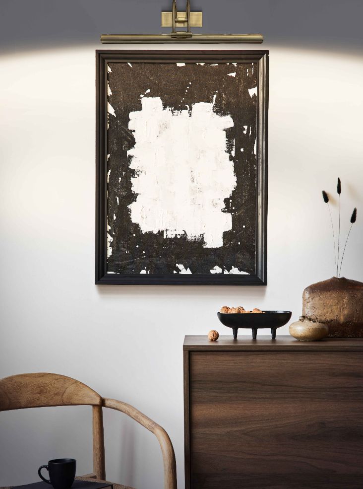 Nouveau Picture Light Aged Brass 8W