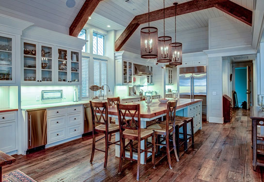 Top Tips For Choosing The Perfect Kitchen Island Lighting